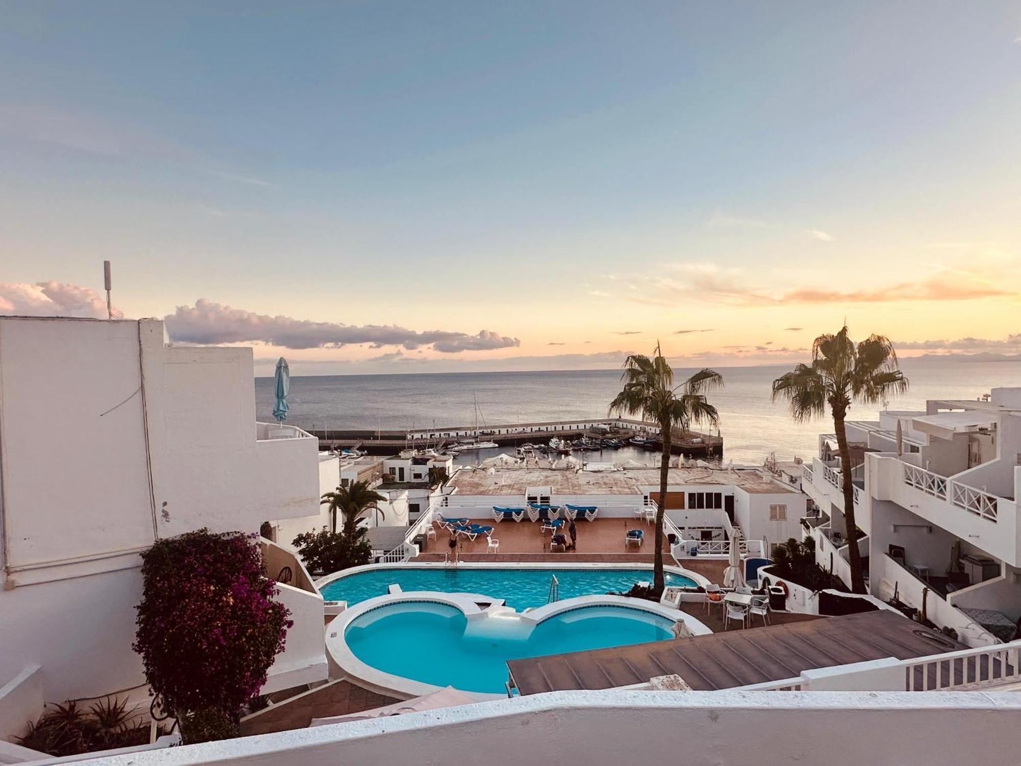 Suite Infinity Ocean - Sea View Puerto del Carmen  Exterior photo
